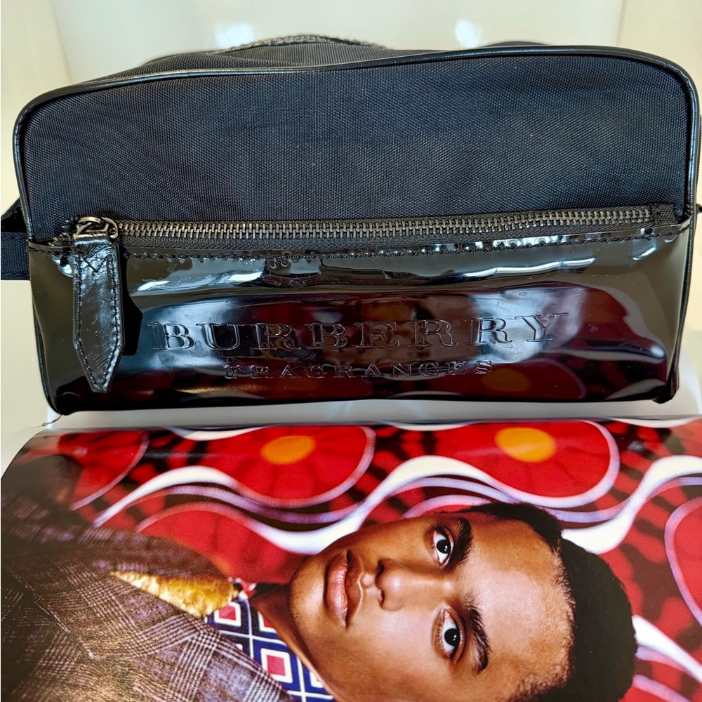Authentic NWOT Burberry Black Toiletry Bag for Men or Women.